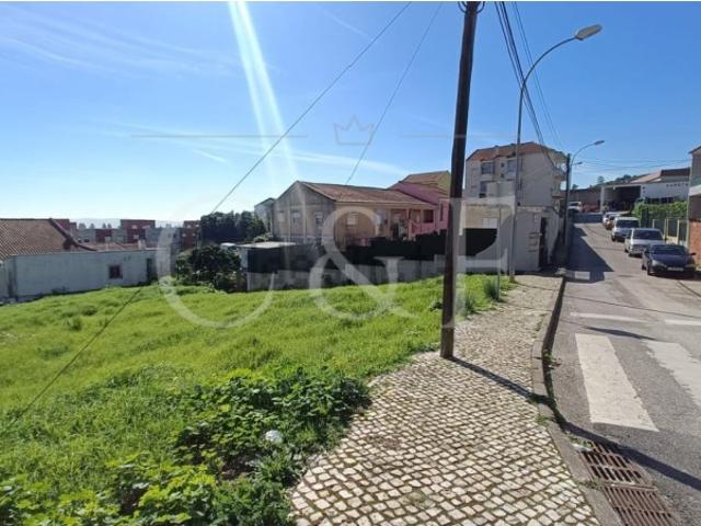 Terreno venda em Casal da Mira, Amadora