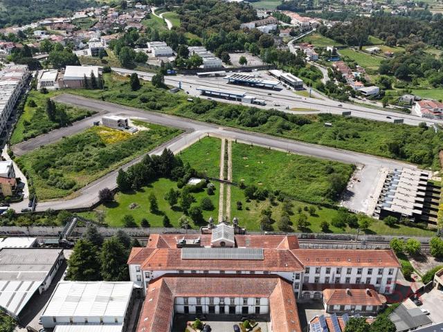 Terreno venda em Ponte Falcão, Braga
