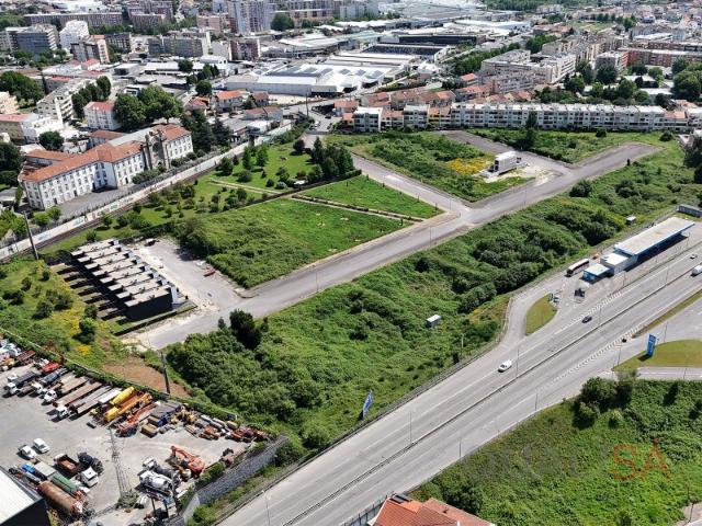 Terreno venda em Ponte Falcão, Braga