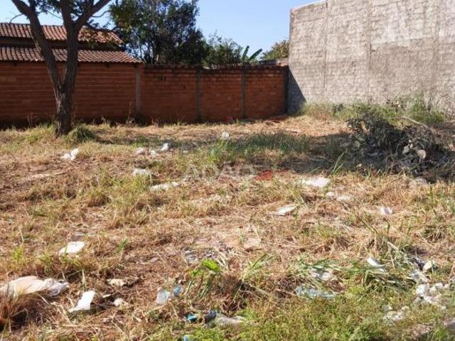 Terreno venda em Região Geográfica Imediata de Goiânia, Trindade