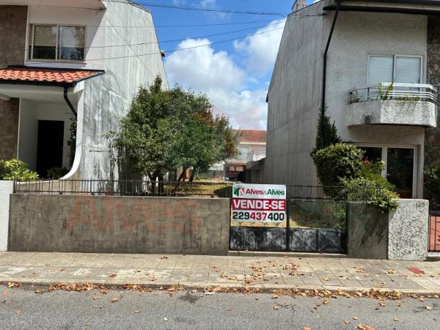 Terreno venda em Avilhó, Porto