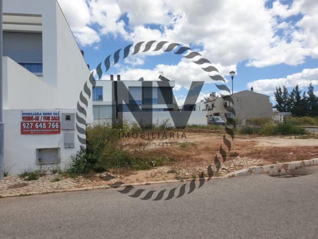 Terreno venda em Estômbar, Faro