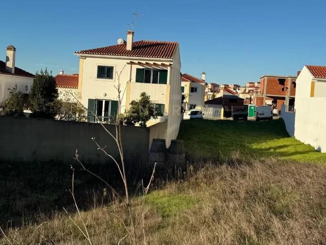 Terreno venda em Quinta de Santa Bárbara, Mafra
