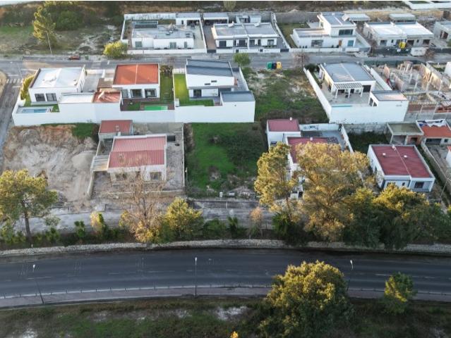 Terreno venda em Rio Maior, Santarém