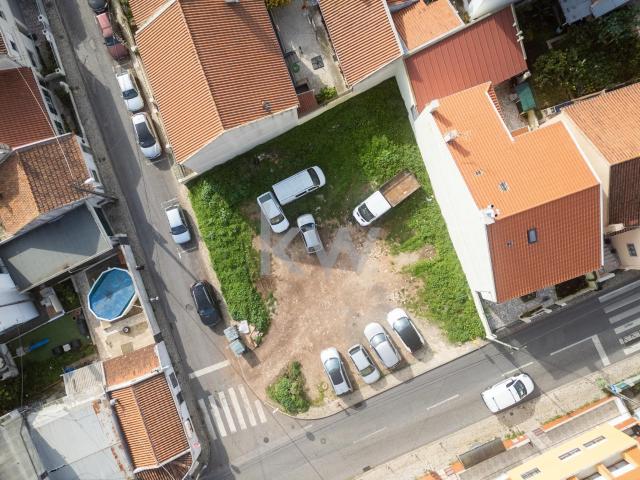 Terreno venda em Casal da Mira, Amadora