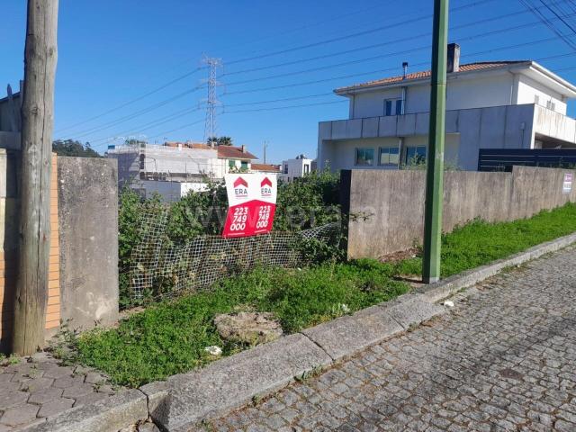 Terreno venda em Vila Nova De Gaia, Porto
