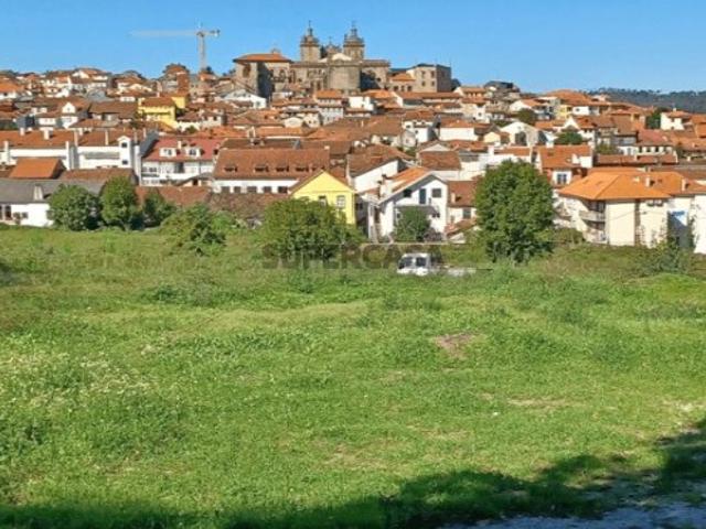 Terreno venda em Bairro Dona Maria do Céu Mendes, Viseu