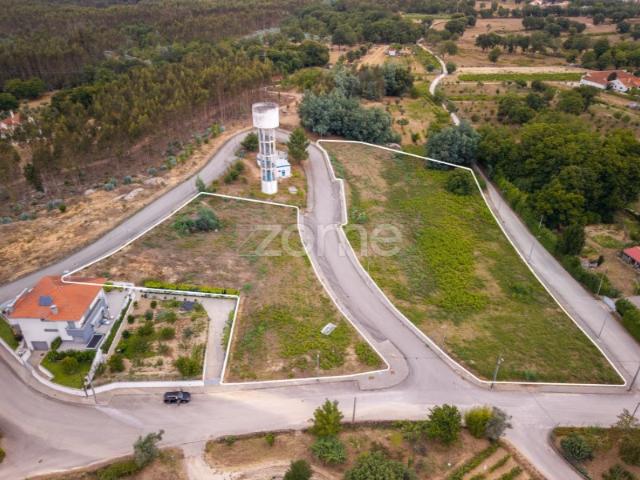 Terreno venda em Couto Do Mosteiro, Viseu