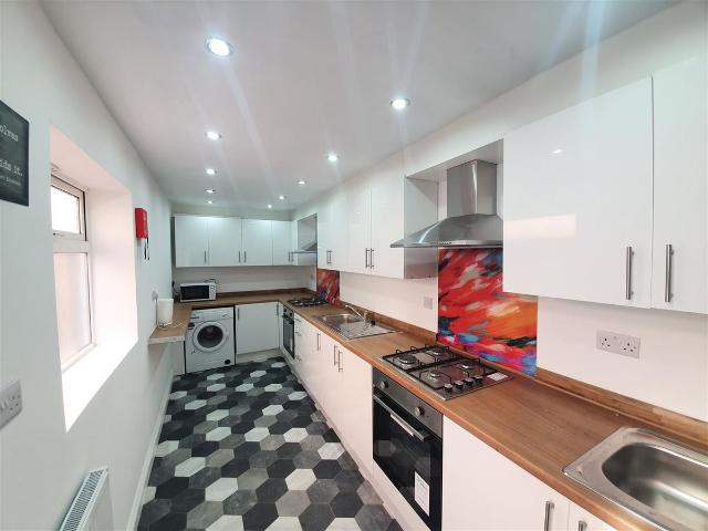 Room for rent in Aylestone Park, Old Wharf