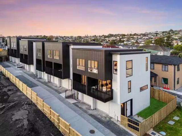 House for sale in Auckland, Oroua County