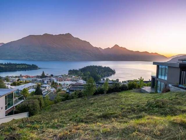 Land for sale in Otakou