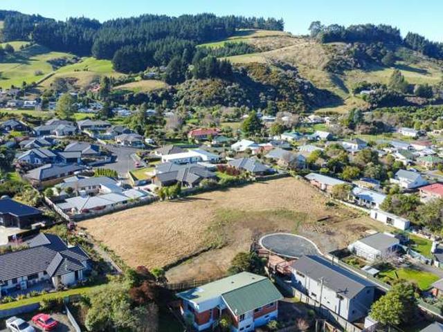 Land for sale in Otakou