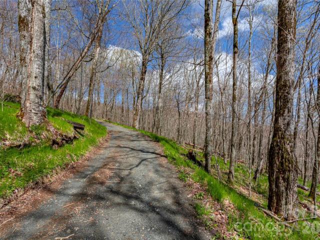 Land for sale in Bakersville, North Carolina