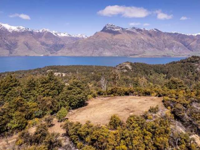 Land for sale in Otakou