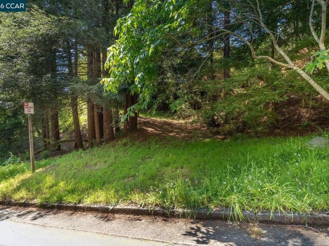 Land for sale in Kentfield, California