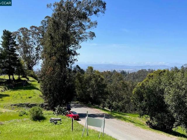 Land for sale in Oakland, Alameda County