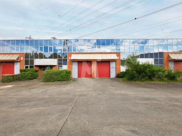 Local Commercial location à Palaiseau, Massy