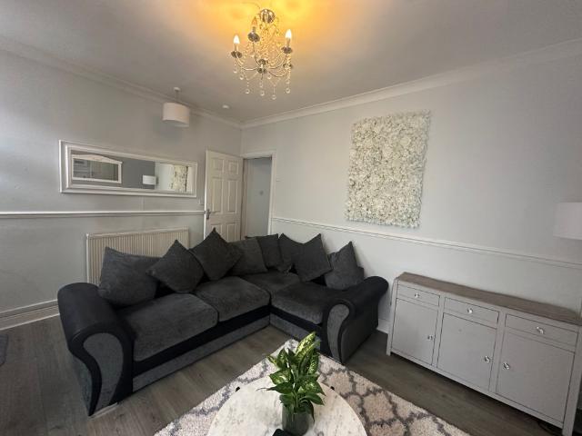 House for rent in Metchley, Birmingham