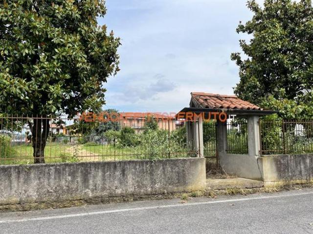 Terreno in vendita a Comun Nuovo, Lombardia