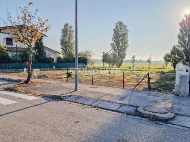 Terreno in vendita a Ravenna, Reggio Emilia