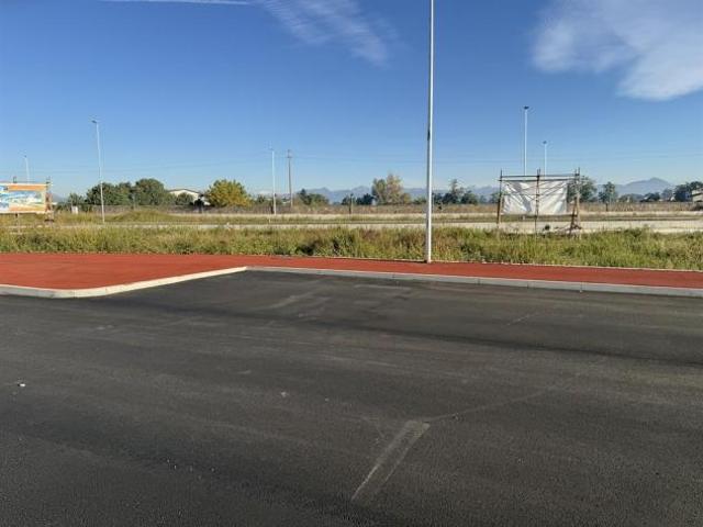 Terreno in vendita a Calcio, Lombardia
