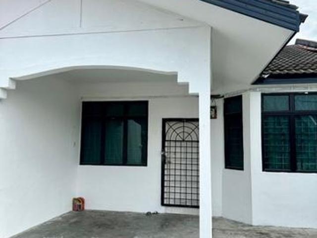 Terraced House for sale in Cheng, Malaka