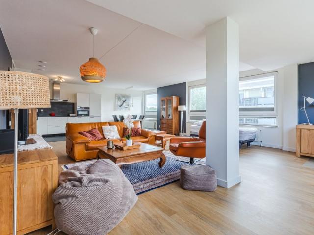 Appartement te huur in IJsselmonde, Rotterdam