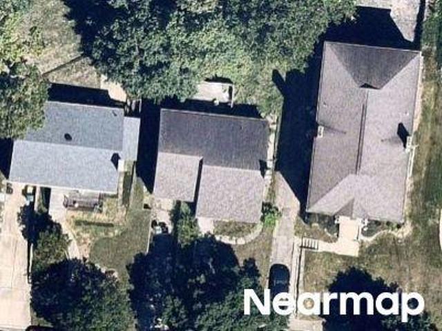 House for sale in Roselawn, Ohio