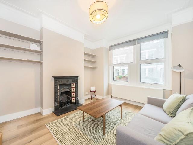 House for rent in Tooting Graveney, Greater London