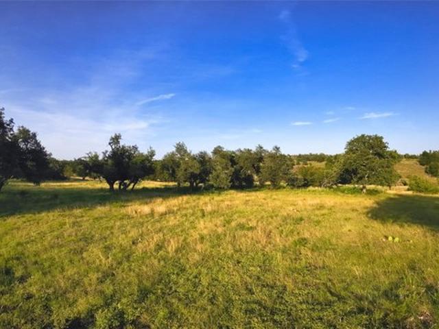Land for sale in Fredericksburg, Gillespie County