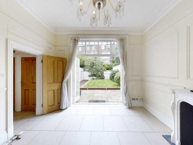 House for rent in St. John's Wood, Greater London