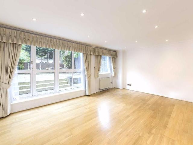 Apartment for rent in City of Westminster, Greater London
