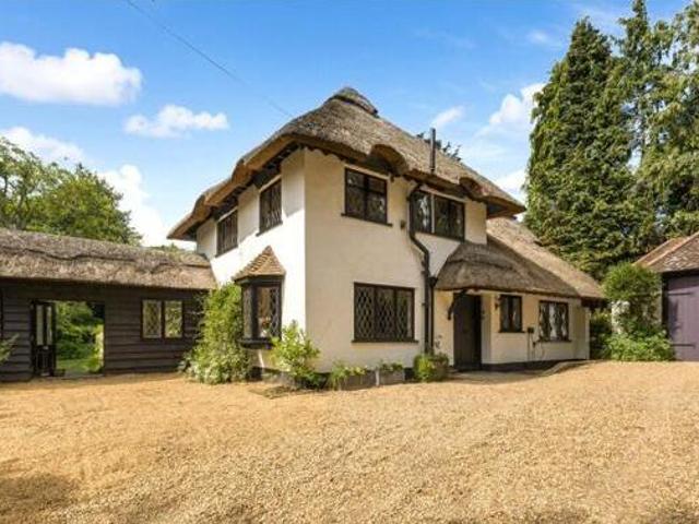 House for sale in Batchworth, Hertfordshire