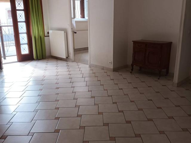 Appartement location à Collemiers, Yonne
