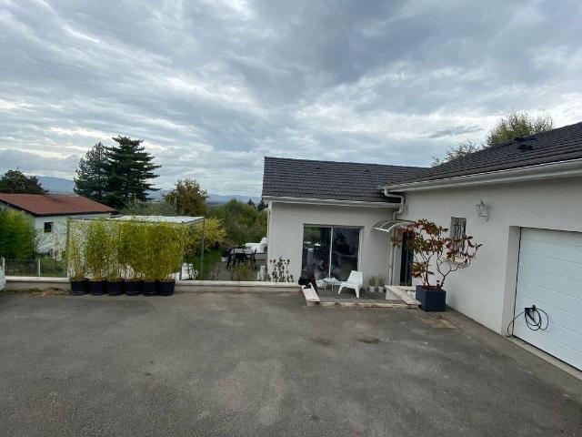 Maison location à Montmerle-sur-Saône, Ain