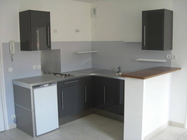 Appartement location à La Roque-d'Anthéron, Bouches-du-Rhône