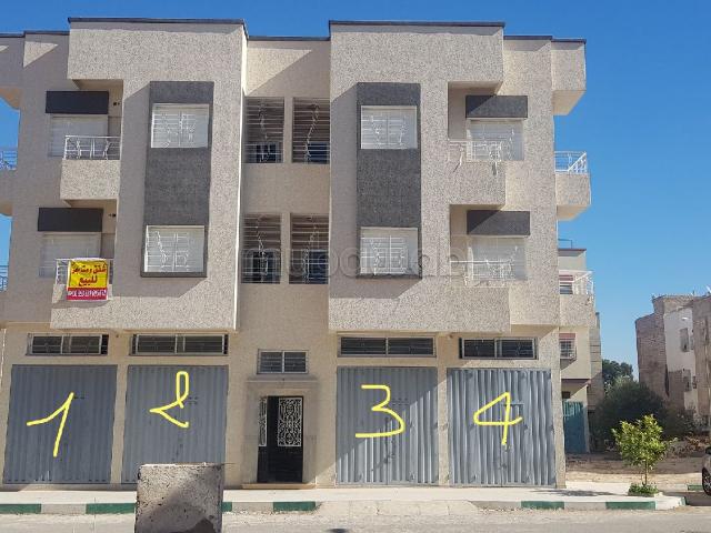 Local commercial location à Fès