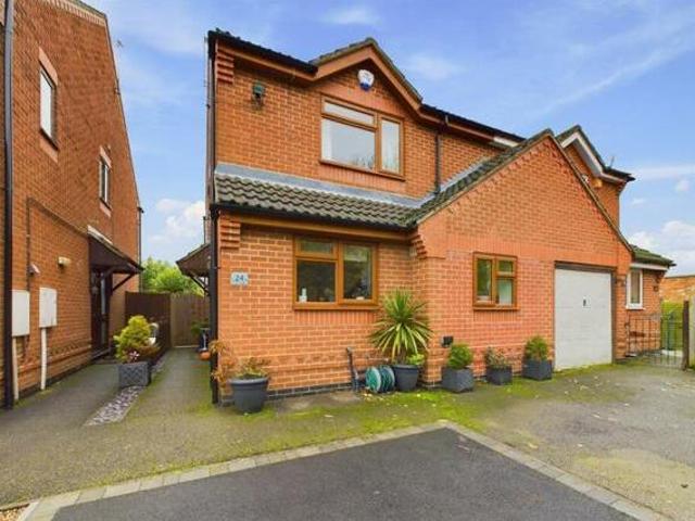 House for sale in Elmfield, Leicestershire