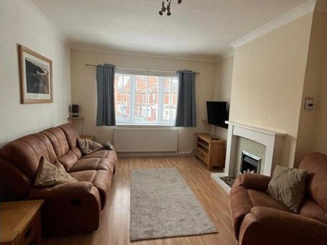 Apartment for rent in Abbey Park, Barton In Fabis