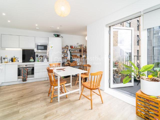 House for rent in Holloway, Greater London