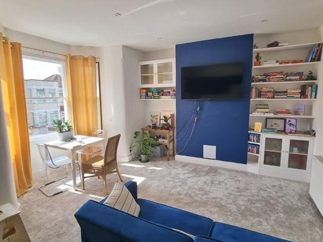 Apartment for rent in Noel Park, Greater London