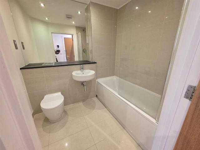 Apartment for rent in London Borough of Waltham Forest, Greater London