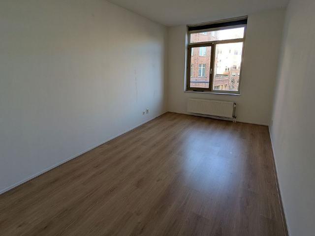 Appartement te huur in Bezuidenhout, Zuid Holland