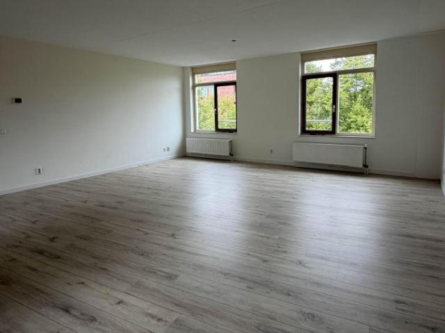 Appartement te huur in Bezuidenhout, Zuid Holland