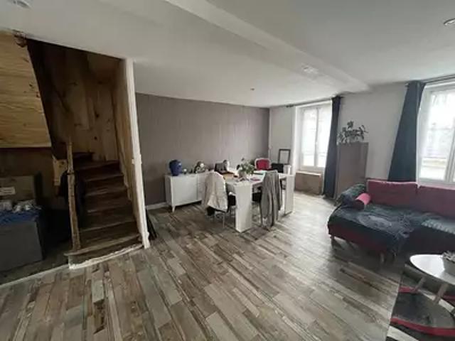 Maison vente à Saint-Jean-d'Angély, Loulay