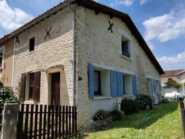Maison vente à Saint-Jean-d'Angély, Loulay