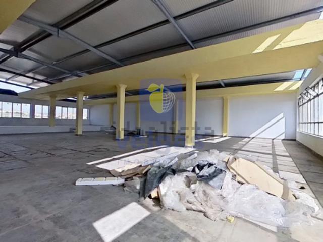 Ponto Comercial venda em Loures