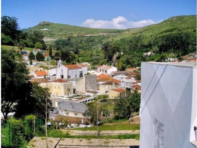 Terreno venda em Santiago Dos Velhos, Lisboa