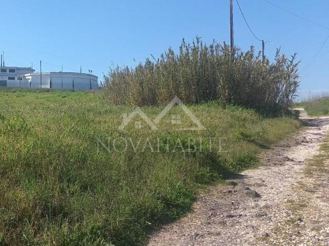 Terreno venda em Santiago Dos Velhos, Lisboa