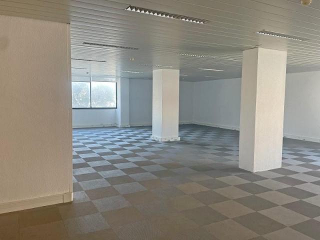 Escritório venda em Santiago Dos Velhos, Lisboa